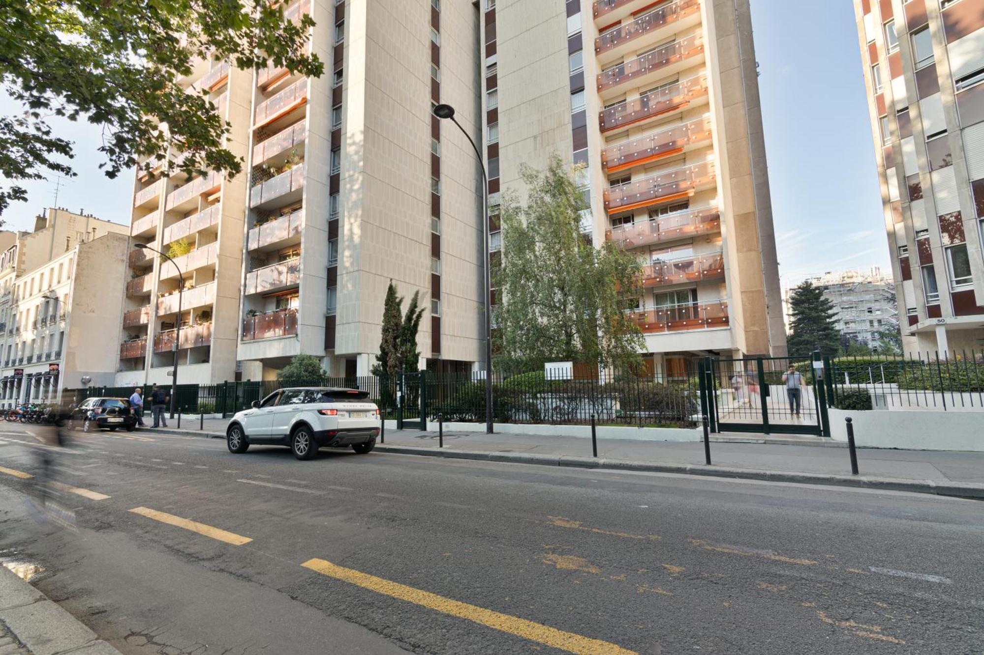 Charmant Studio Republique Jemmapes Free Netflix Париж Екстериор снимка