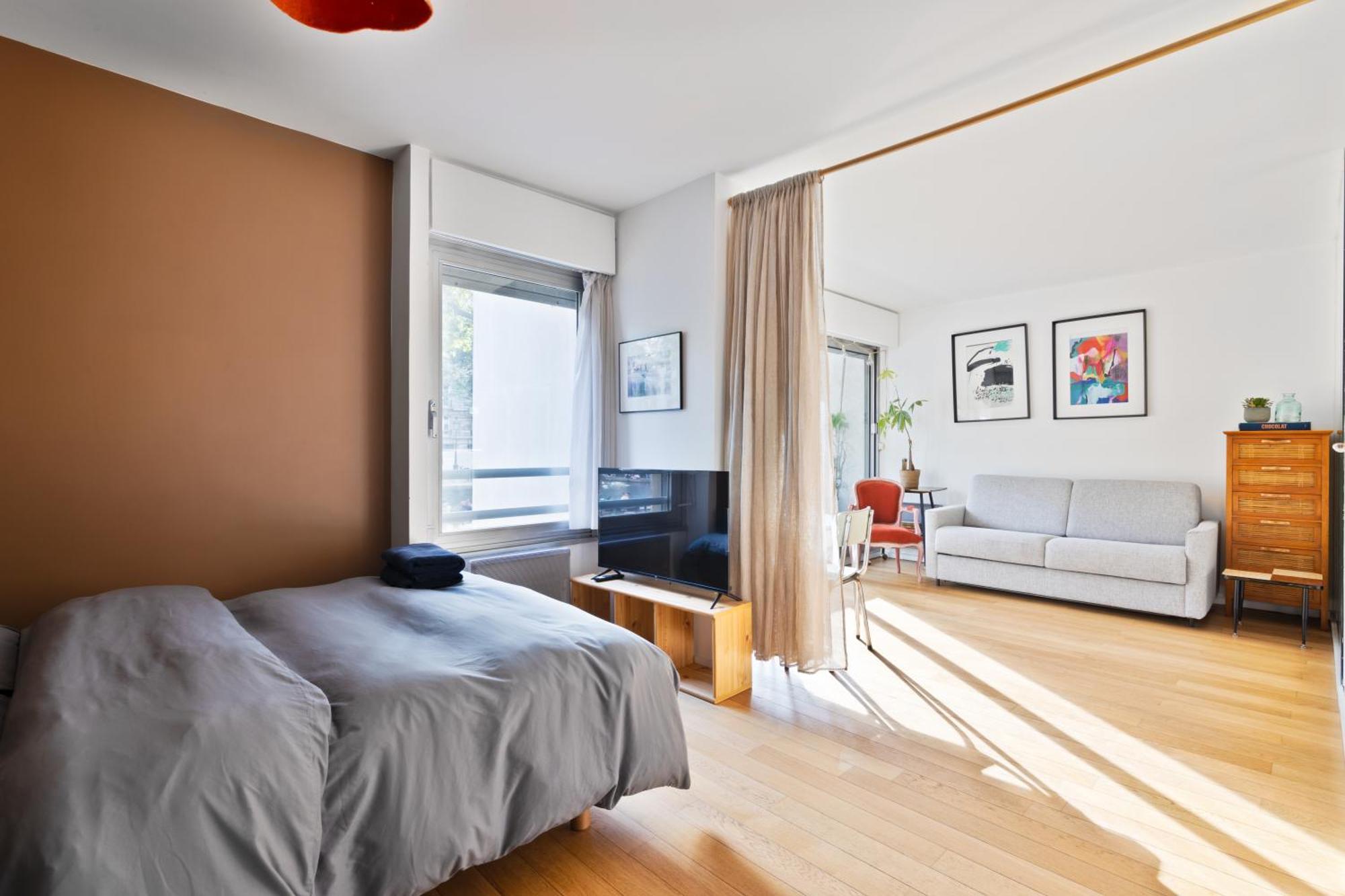 Charmant Studio Republique Jemmapes Free Netflix Париж Екстериор снимка